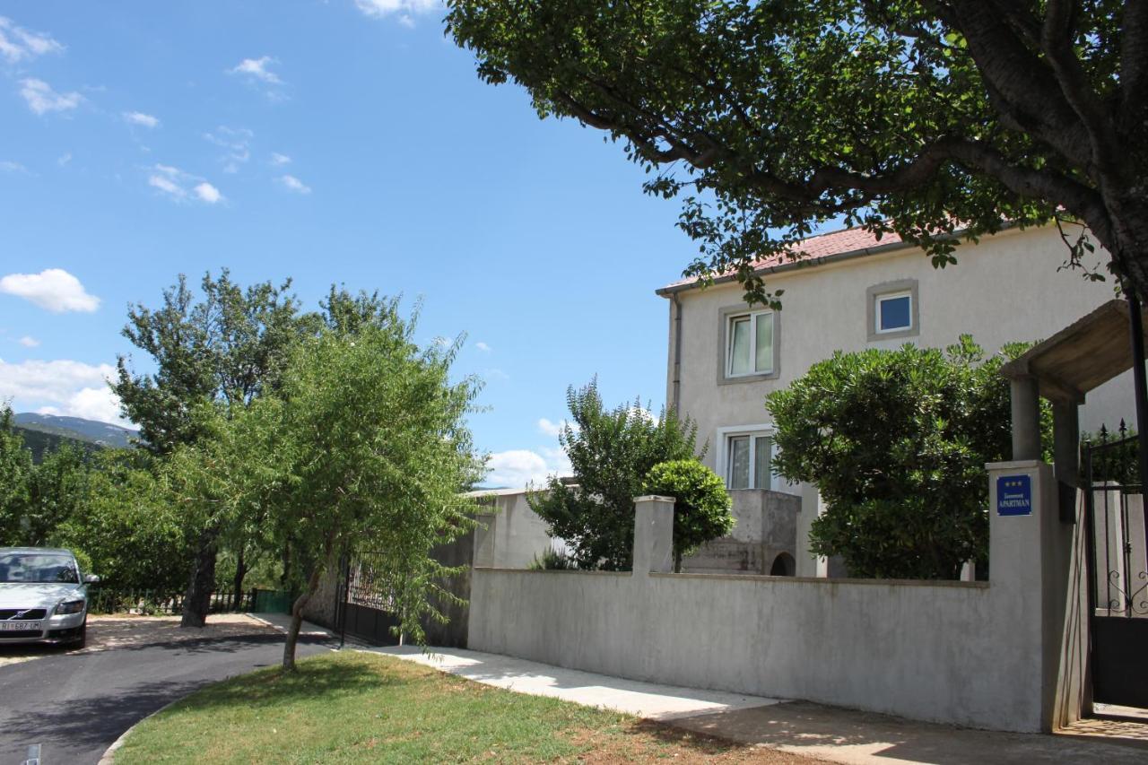 נובי ווינודולסקי Apartmani Dienes מראה חיצוני תמונה