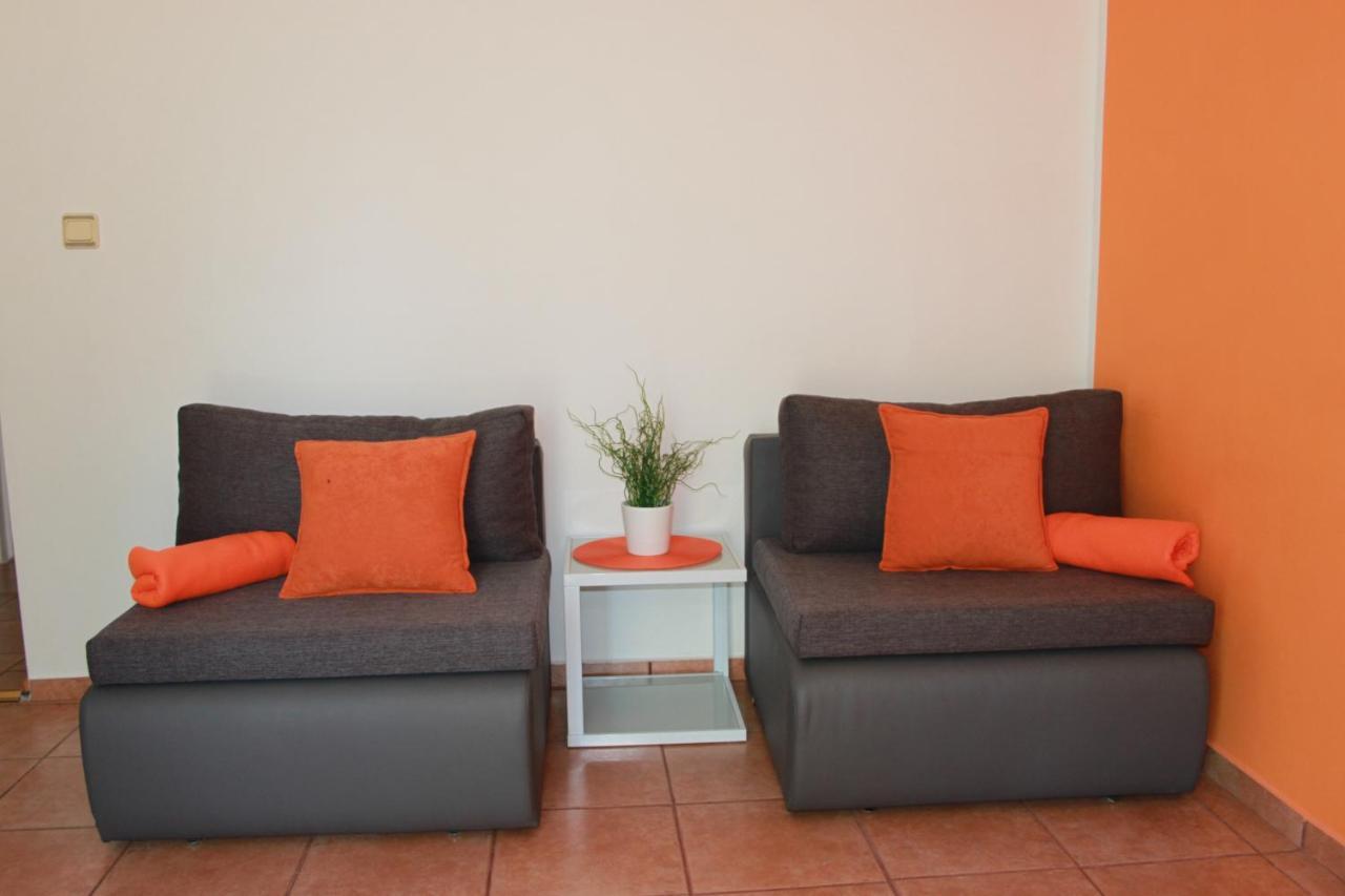 נובי ווינודולסקי Apartmani Dienes מראה חיצוני תמונה