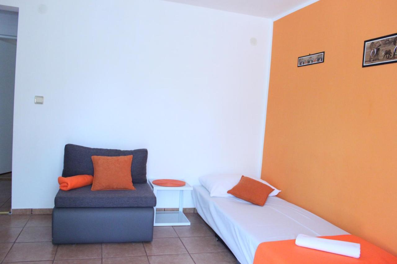 נובי ווינודולסקי Apartmani Dienes מראה חיצוני תמונה